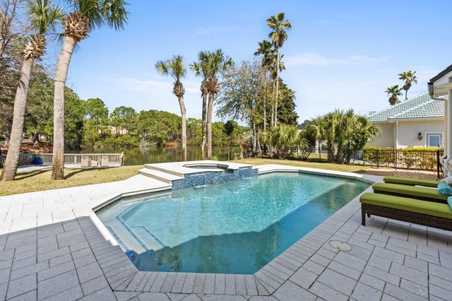 4561 Nautical Court, Destin, FL 32541