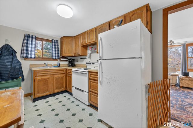 15 Hazen Street, Chester, CT 06412