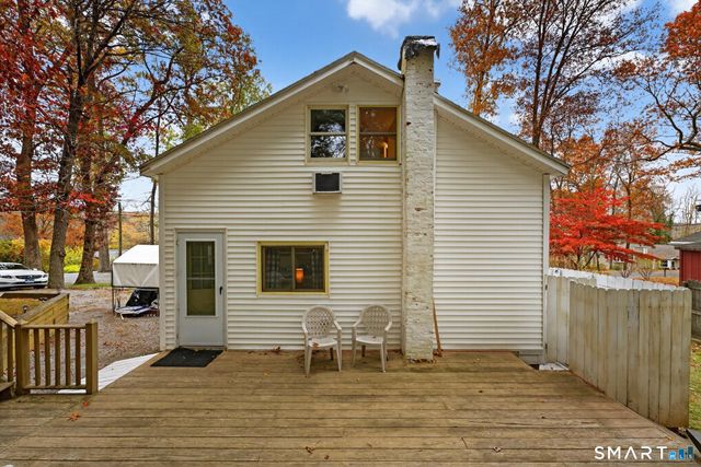 15 Hazen Street, Chester, CT 06412