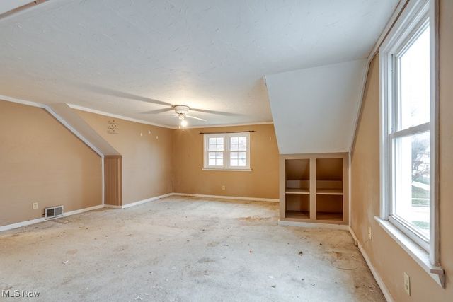 4276 Grove Avenue, Willoughby, OH 44094