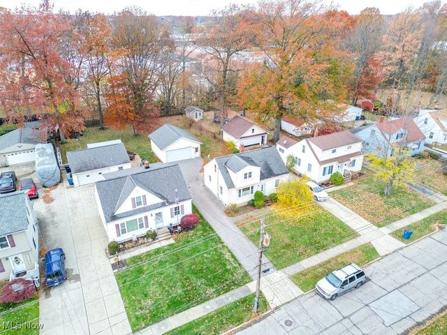 4276 Grove Avenue, Willoughby, OH 44094