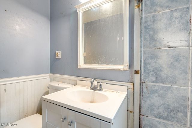 4276 Grove Avenue, Willoughby, OH 44094