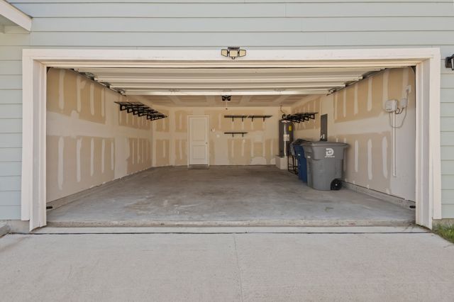 3248 Peyton Lila Road, Dallas, TX 75212
