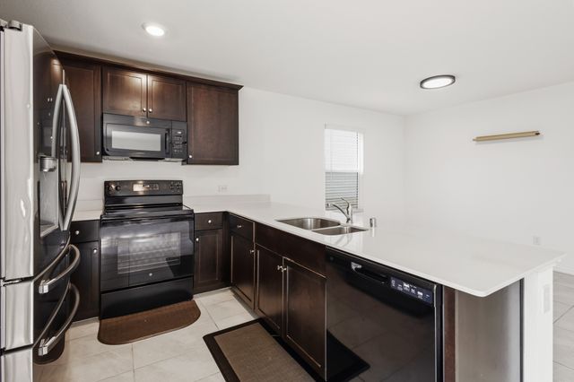 3248 Peyton Lila Road, Dallas, TX 75212