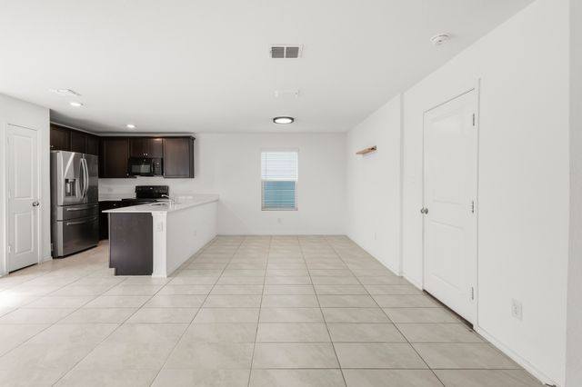 3248 Peyton Lila Road, Dallas, TX 75212