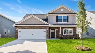 1013 Roleson Way, Woodruff, SC 29388