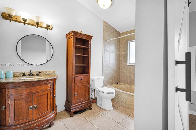 2149 W Discovery Cir W, Deerfield Beach, FL 33442