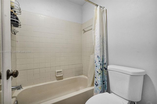 2149 W Discovery Cir W, Deerfield Beach, FL 33442