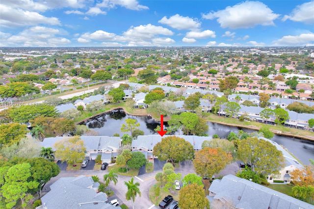 2149 W Discovery Cir W, Deerfield Beach, FL 33442