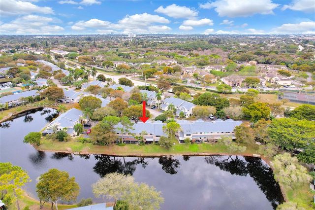 2149 W Discovery Cir W, Deerfield Beach, FL 33442