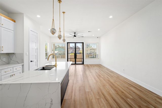 306 E 40th Street A, Houston, TX 77018