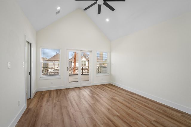 306 E 40th Street A, Houston, TX 77018