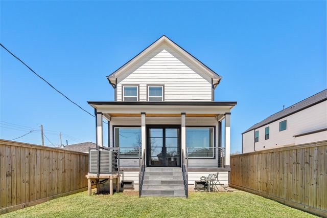 306 E 40th Street A, Houston, TX 77018