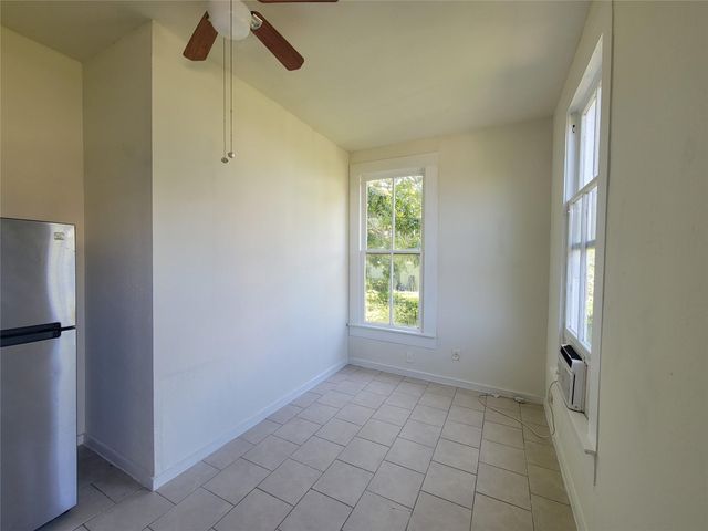 1910 Ursuline 7, Galveston, TX 77550