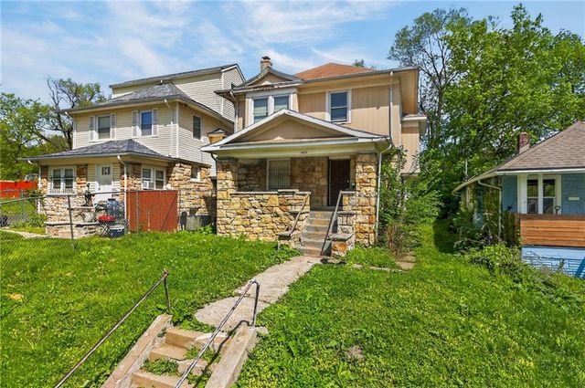 4423 FLORA Avenue, Kansas City, MO 64110