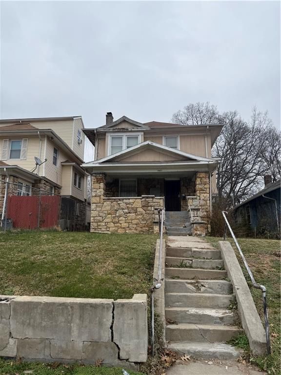 4423 FLORA Avenue, Kansas City, MO 64110