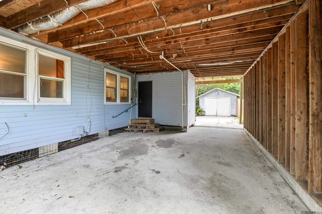 535 Avenue G, Port Allen, LA 70767