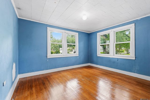 535 Avenue G, Port Allen, LA 70767