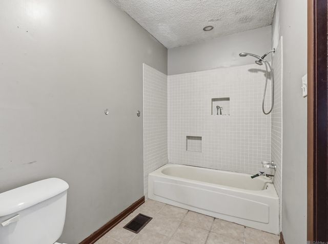 535 Avenue G, Port Allen, LA 70767