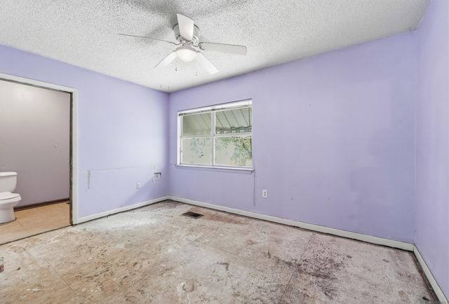 535 Avenue G, Port Allen, LA 70767