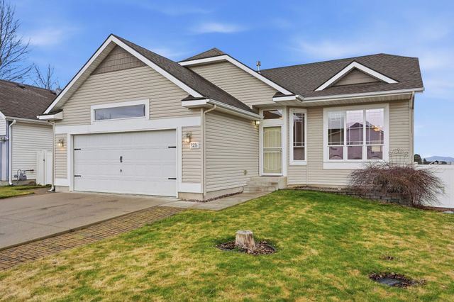 9216 N Oak St, Spokane, WA 99208