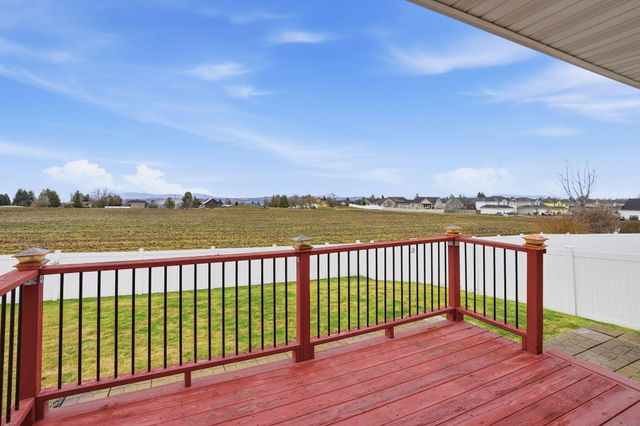 9216 N Oak St, Spokane, WA 99208