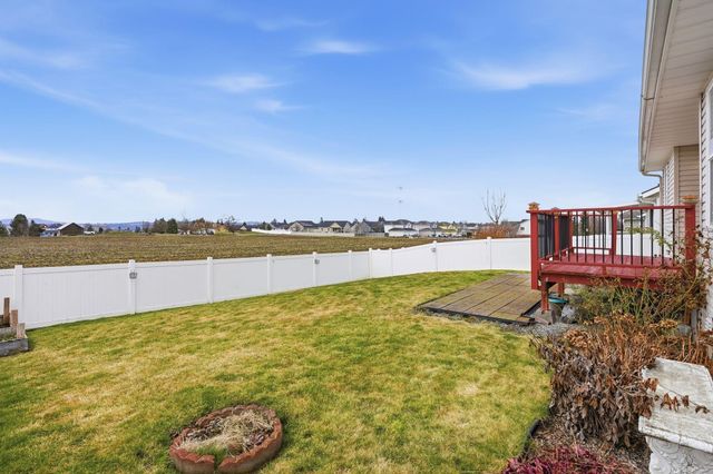 9216 N Oak St, Spokane, WA 99208