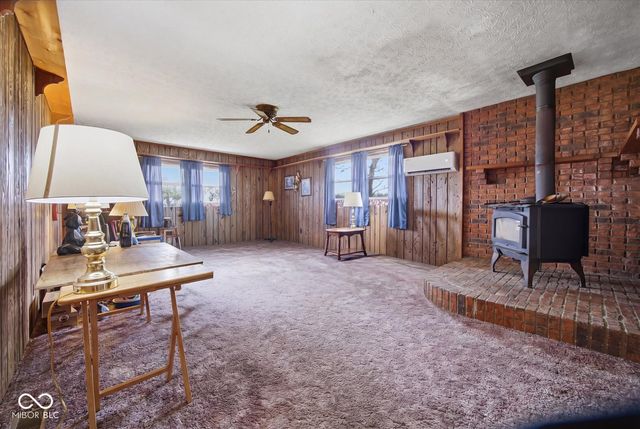 1225 E Hazelwood Street S, Shelbyville, IN 46176