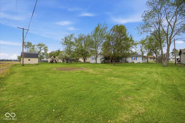 1225 E Hazelwood Street S, Shelbyville, IN 46176