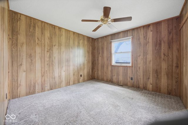 1225 E Hazelwood Street S, Shelbyville, IN 46176