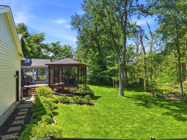 5776 Williamsburg Circle, Hudson, OH 44236