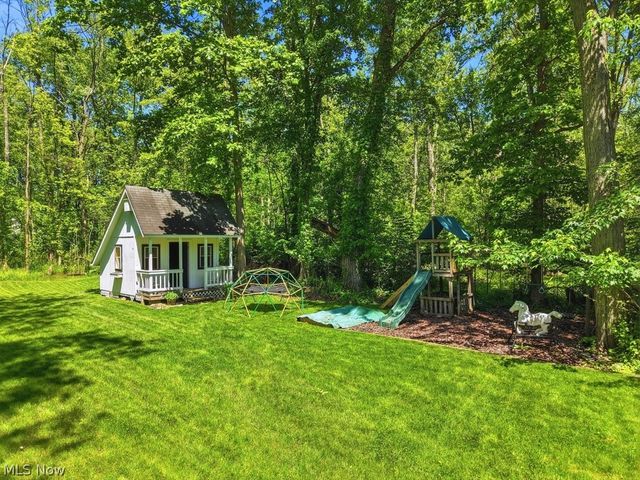 5776 Williamsburg Circle, Hudson, OH 44236