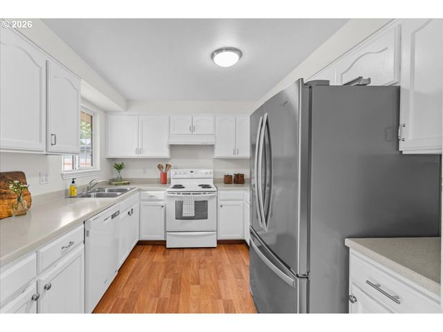 963 Nw 2ND Ave, Hillsboro, OR 97124