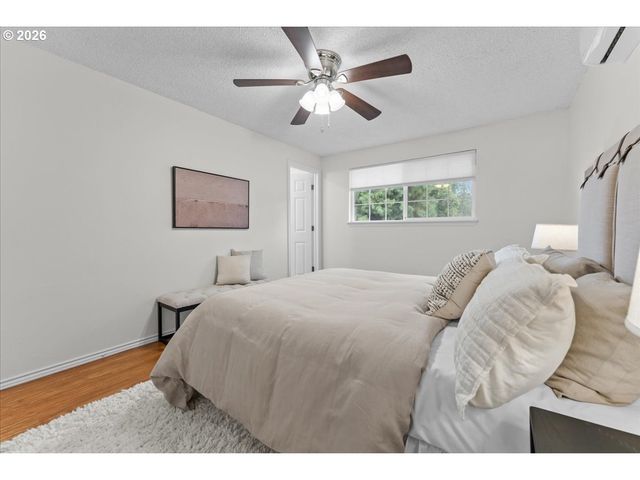 963 Nw 2ND Ave, Hillsboro, OR 97124