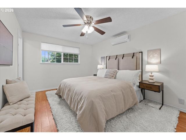 963 Nw 2ND Ave, Hillsboro, OR 97124