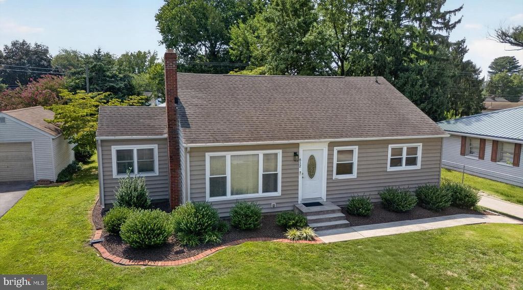 812 E DIVISION ST, Dover, DE 19901