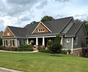 48 Mission Hills SW Drive, Cartersville, GA 30120