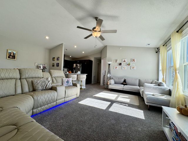 2506 Crosshill Drive, Crescent Springs, KY 41017