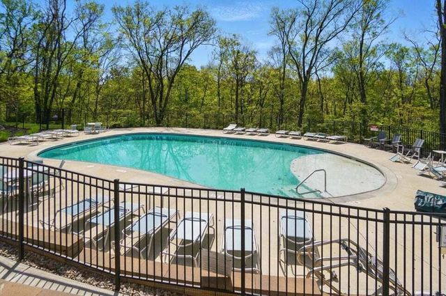 2506 Crosshill Drive, Crescent Springs, KY 41017