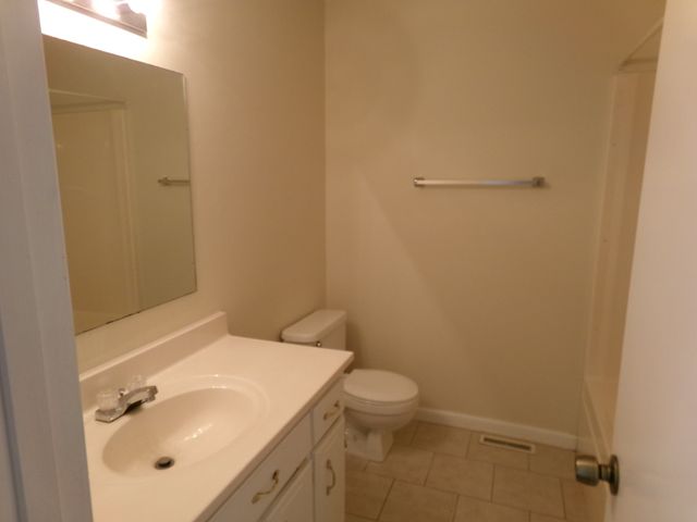 224 Gaines Cir, Estill Springs, TN 37330