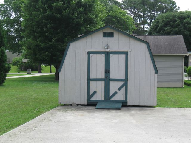 224 Gaines Cir, Estill Springs, TN 37330