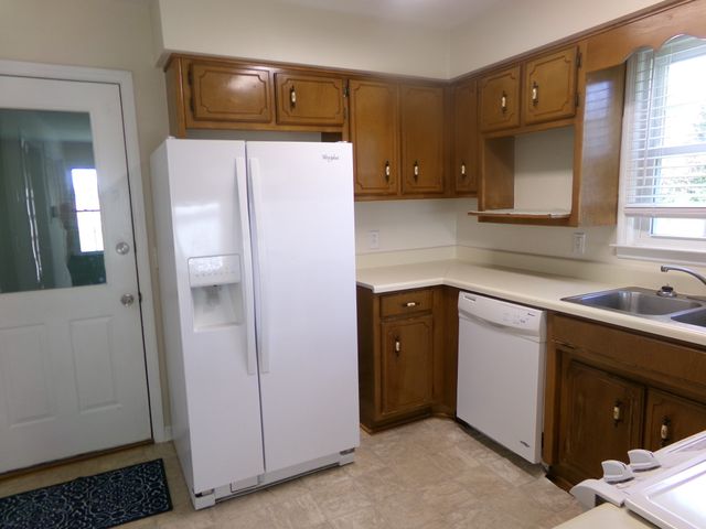 224 Gaines Cir, Estill Springs, TN 37330