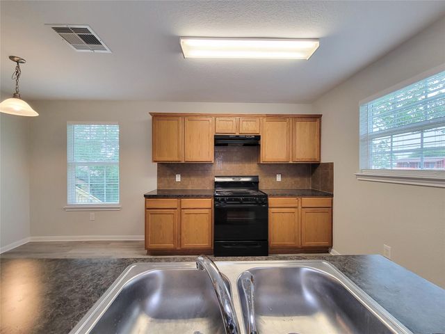 315 20th, San Leon, TX 77539