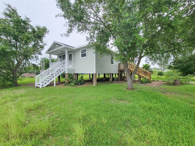 315 20th, San Leon, TX 77539