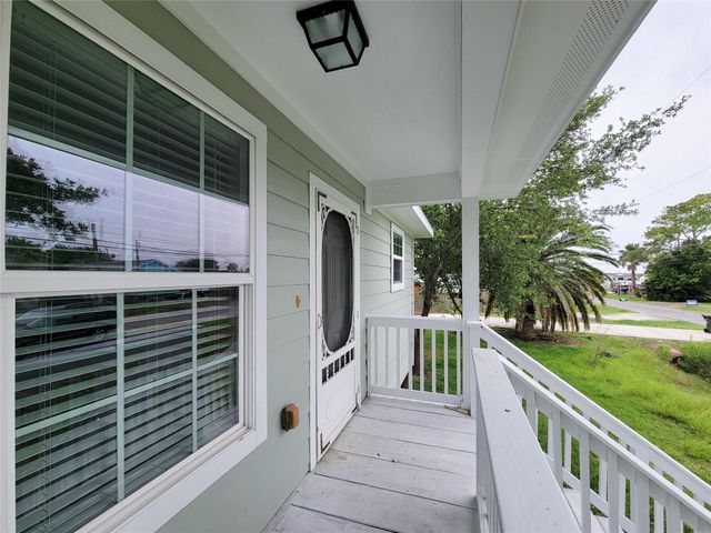 315 20th, San Leon, TX 77539