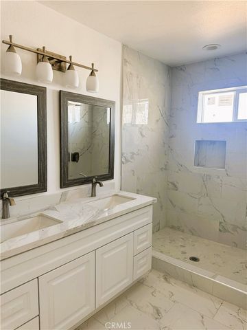 9348 S loop Boulevard, California City, CA 93503