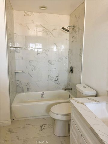 9348 S loop Boulevard, California City, CA 93503