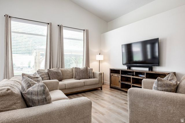13028 S HAWK TALON RD, Herriman, UT 84096