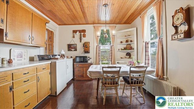 717 High Street, Bethlehem City, PA 18018