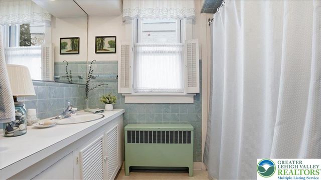 717 High Street, Bethlehem City, PA 18018